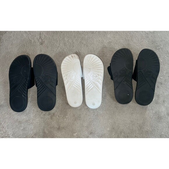 Indiana Hoosiers Men’s Size 12  Red White Black Flip Flops Slides Sandles - Picture 5 of 5